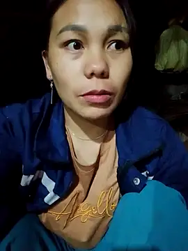 vanvan005 online show from March 12, 2026, 10:52 am