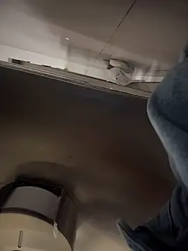 liam bronw online show from April 6, 2026, 6:42 pm