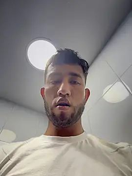 liam bronw online show from March 25, 2026, 7:24 pm