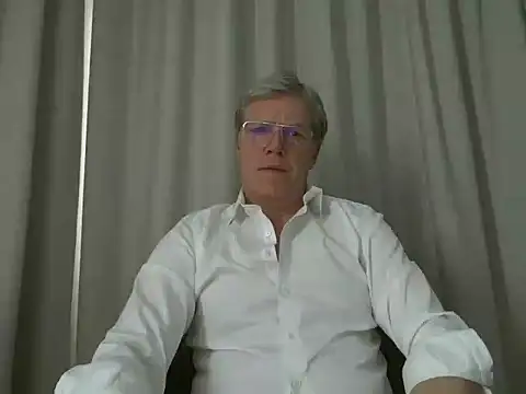 Snapshot of abibull chatting on April 29, 2026, 7:23 am abibull online show from April 29, 2026, 7:23 am