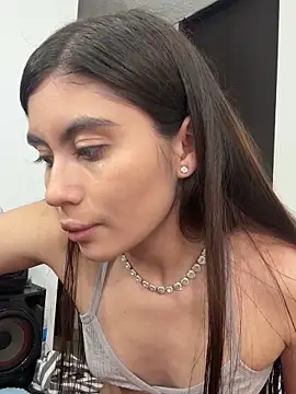 Snapshot of Stormi_th chatting on March 3, 2026, 12:17 am Stormi th online show from March 3, 2026, 12:17 am