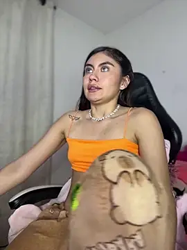 Snapshot of Stormi_th chatting on February 3, 2026, 3:04 am Stormi th online show from February 3, 2026, 3:04 am