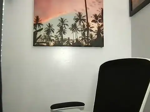 SattivvaXXX online show from April 15, 2026, 8:31 pm