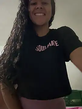 Snapshot of lannabellx chatting on January 18, 2026, 11:30 pm lannabellx online show from January 18, 2026, 11:30 pm