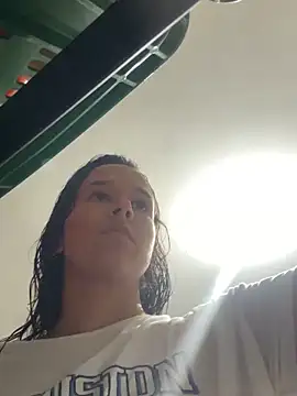 Snapshot of lannabellx chatting on February 1, 2026, 2:32 am lannabellx online show from February 1, 2026, 2:32 am