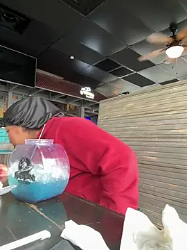 Snapshot of Egyptian_reign chatting on February 26, 2026, 7:58 pm Egyptian reign online show from February 26, 2026, 7:58 pm