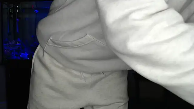 Snapshot of EspanolVato chatting on February 27, 2026, 10:37 am EspanolVato online show from February 27, 2026, 10:37 am