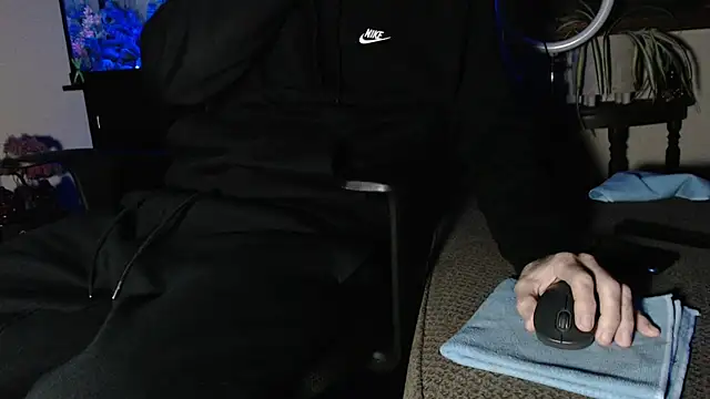 Snapshot of EspanolVato chatting on February 10, 2026, 9:08 am EspanolVato online show from February 10, 2026, 9:08 am