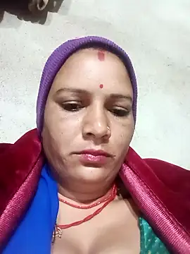 Hot hiuj online show from January 14, 2026, 9:07 pm