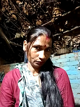 Hot bhi38 online show from April 11, 2026, 10:35 pm