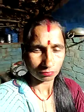 Hot bhi38 online show from April 15, 2026, 8:20 pm