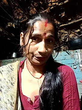 Hot bhi38 online show from April 4, 2026, 8:48 pm