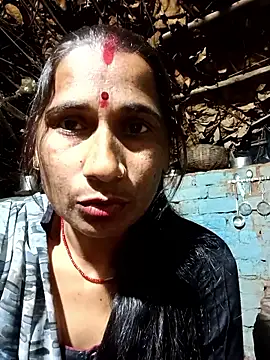 Hot bhi38 online show from April 5, 2026, 8:37 pm