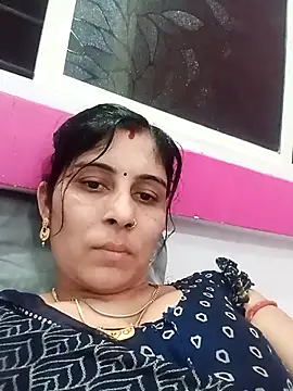 Hot ree85 online show from April 7, 2026, 5:53 am