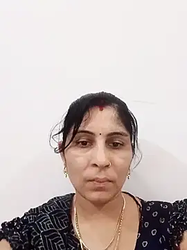 Snapshot of Hot_ree85 chatting on April 26, 2026, 7:27 am Hot ree85 online show from April 26, 2026, 7:27 am