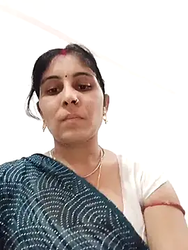 Snapshot of Hot_ree85 chatting on May 1, 2026, 9:58 am Hot ree85 online show from May 1, 2026, 9:58 am