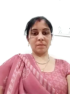 Snapshot of Hot_ree85 chatting on April 27, 2026, 1:20 pm Hot ree85 online show from April 27, 2026, 1:20 pm