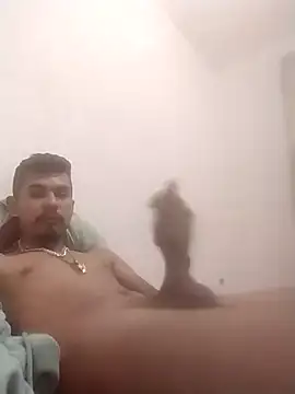 Snapshot of pitocorto2000 chatting on January 12, 2026, 12:01 pm pitocorto2000 online show from January 12, 2026, 12:01 pm