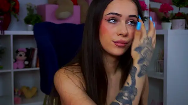 Snapshot of Ava_Solis chatting on February 8, 2026, 8:28 pm Ava Solis online show from February 8, 2026, 8:28 pm