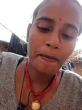 Snapshot of Jan_692 chatting on February 22, 2026, 9:33 am Jan 692 online show from February 22, 2026, 9:33 am