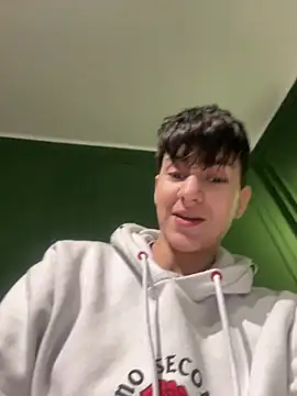 ravenryx online show from February 10, 2026, 3:33 pm