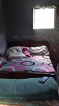 Snapshot of Isabel_and_Heckler chatting on February 18, 2026, 2:57 pm Isabel and Heckler online show from February 18, 2026, 2:57 pm