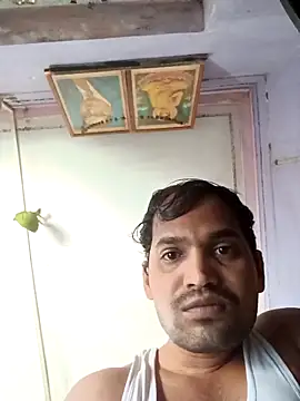 HotteboyShubh online show from March 6, 2026, 4:29 am