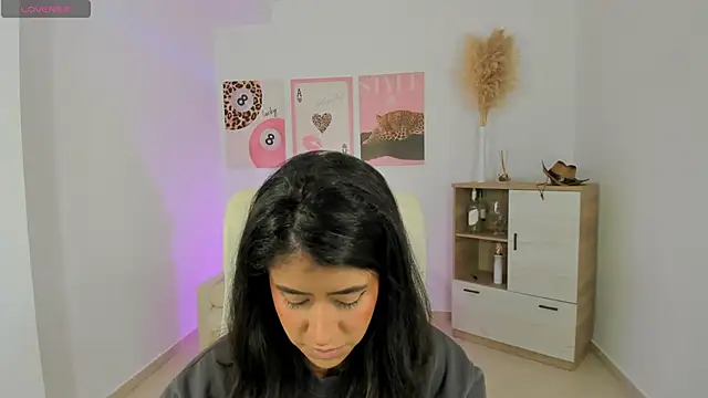 Sussan Monroe online show from February 22, 2026, 10:06 am