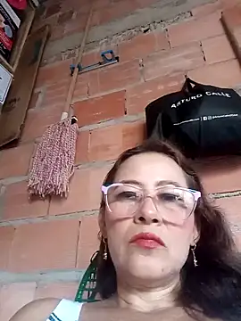 Snapshot of Salome_69 chatting on February 4, 2026, 1:28 pm Salome 69 online show from February 4, 2026, 1:28 pm