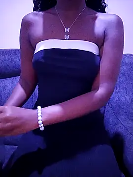 goddess kazola online show from April 22, 2026, 2:13 pm