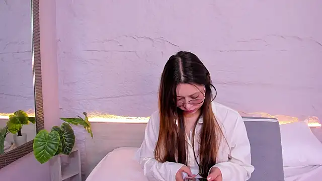 Snapshot of lanna_18_ chatting on February 18, 2026, 11:50 am lanna 18 online show from February 18, 2026, 11:50 am