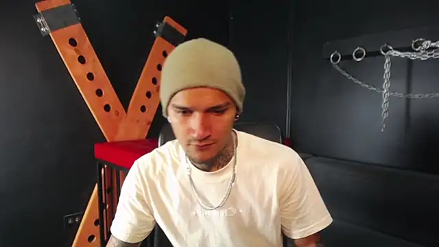 DarkBenito online show from January 15, 2026, 12:30 pm