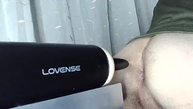 Snapshot of TvoY_bOy1 chatting on February 12, 2026, 9:36 pm TvoY bOy1 online show from February 12, 2026, 9:36 pm