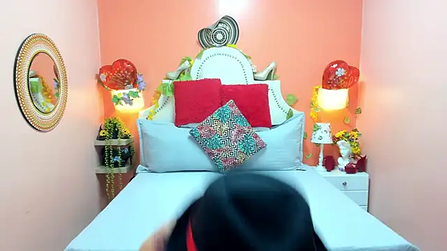 Snapshot of Dalila_Najjar_ chatting on May 28, 2026, 2:45 pm Dalila Najjar online show from May 28, 2026, 2:45 pm