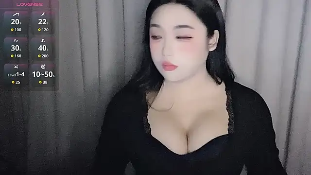 Missqiu-w online show from January 14, 2026, 11:03 am