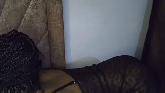 Snapshot of smily_sophia chatting on January 15, 2026, 10:13 pm smily sophia online show from January 15, 2026, 10:13 pm