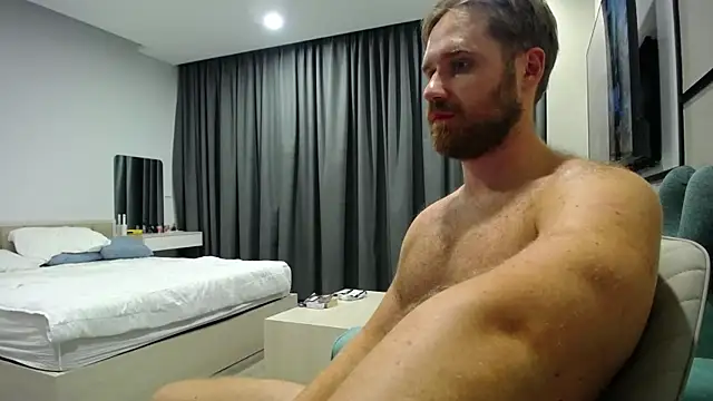 LorenzoLux online show from April 10, 2026, 6:37 pm