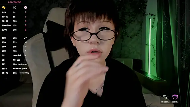 Snapshot of Necucubi02 chatting on May 29, 2026, 7:47 am Necucubi02 online show from May 29, 2026, 7:47 am