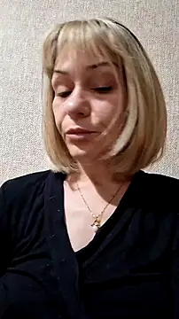 Snapshot of MissKryss chatting on March 5, 2026, 2:19 am MissKryss online show from March 5, 2026, 2:19 am