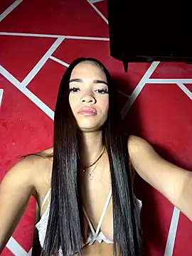 alice  cat online show from January 14, 2026, 3:54 am