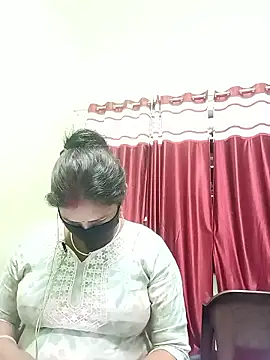 School hot teacher online show from January 18, 2026, 4:21 pm