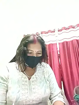 School hot teacher online show from January 18, 2026, 3:54 am