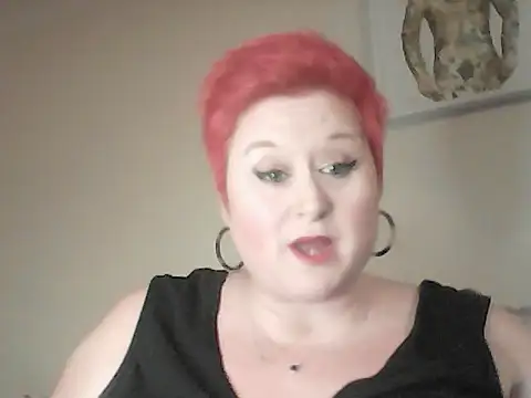 Snapshot of BustyRedxx chatting on March 12, 2026, 6:34 pm BustyRedxx online show from March 12, 2026, 6:34 pm