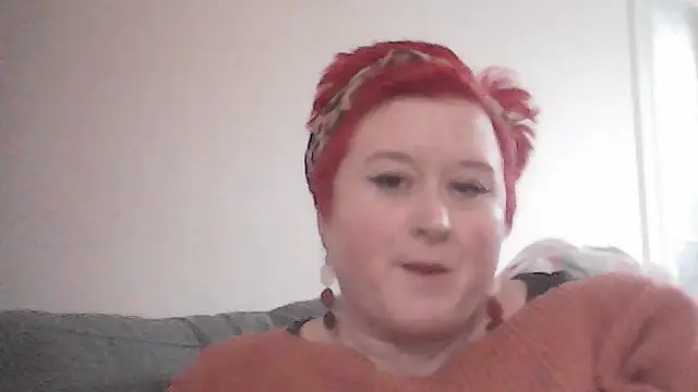 Snapshot of BustyRedxx chatting on March 8, 2026, 4:21 pm BustyRedxx online show from March 8, 2026, 4:21 pm
