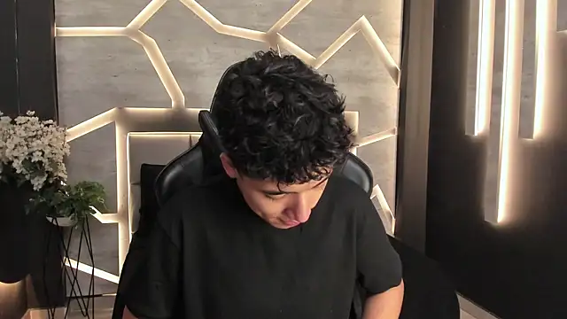 Matt Wolf  online show from January 9, 2026, 11:28 am