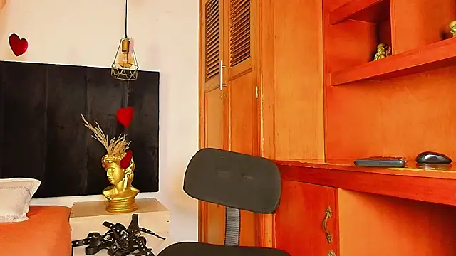 chubby16cm online show from February 13, 2026, 7:03 pm