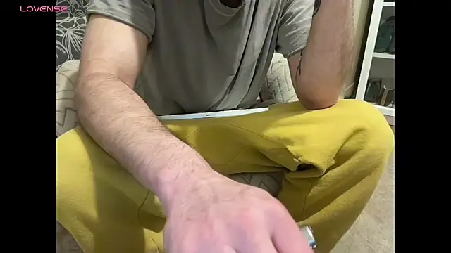 Snapshot of wolverinedream chatting on February 17, 2026, 3:26 am wolverinedream online show from February 17, 2026, 3:26 am