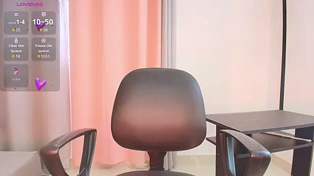 Snapshot of saray_reesee chatting on January 10, 2026, 8:04 pm saray reesee online show from January 10, 2026, 8:04 pm