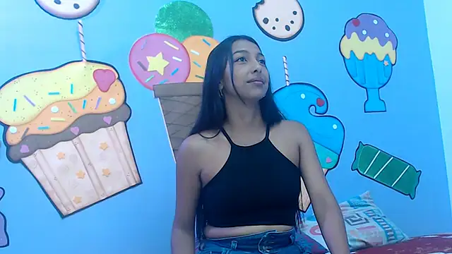 skinnysexzara18 online show from January 11, 2026, 1:23 am