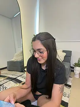 Snapshot of EVA_WILD1 chatting on February 21, 2026, 8:33 pm EVA WILD1 online show from February 21, 2026, 8:33 pm